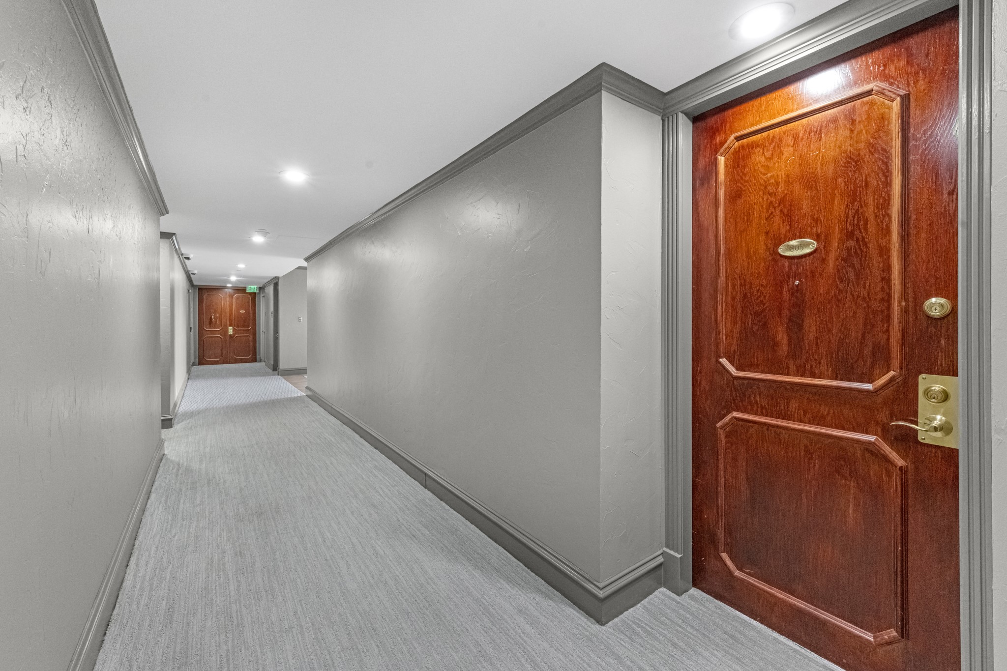 5150 Hidalgo Street, Unit 805 Houston, TX 77056 - Photo 2 of 31 Welcome home to Suite 805.