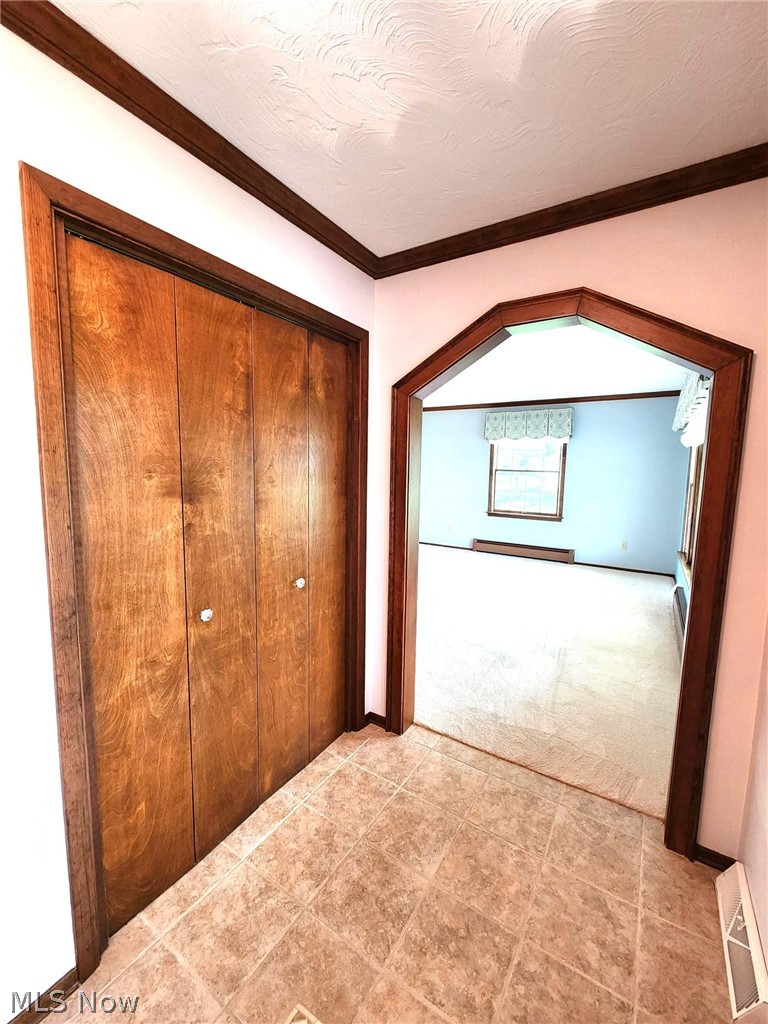 47568 Middle Ridge Road Amherst, OH 44001 - Photo 4 of 25