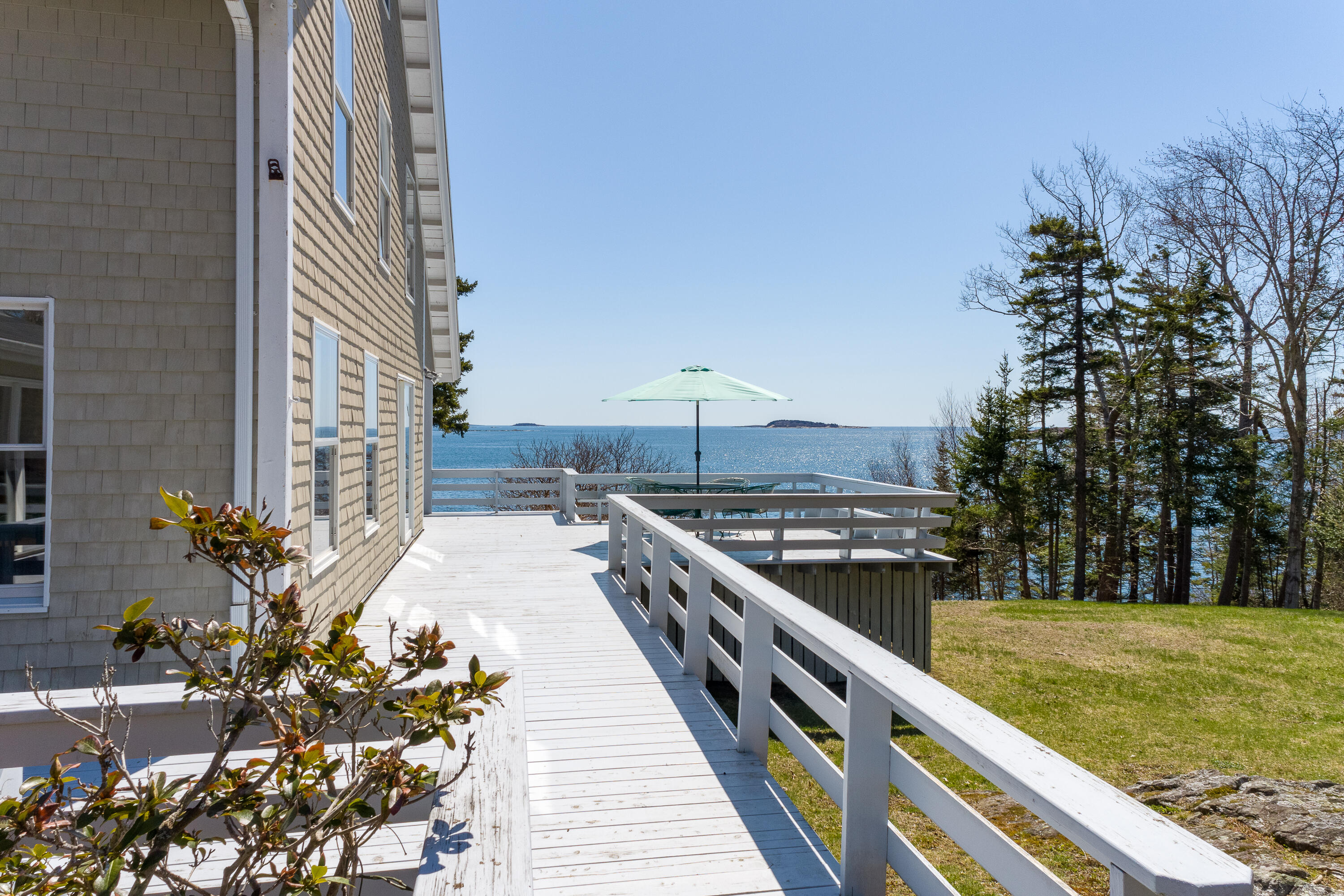 42 Ferris Road Harpswell, ME 04066 - Photo 26 of 87 Entrance deck