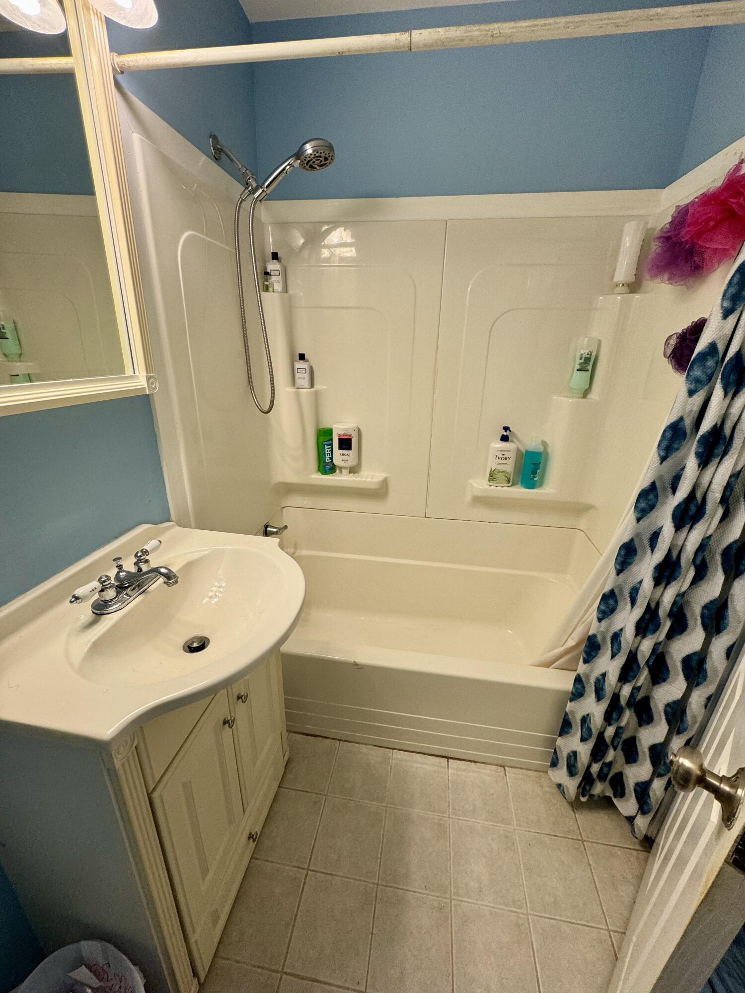 66 Randolph Drive Bangor, ME 04401 - Photo 24 of 42 Shower and Bathtub