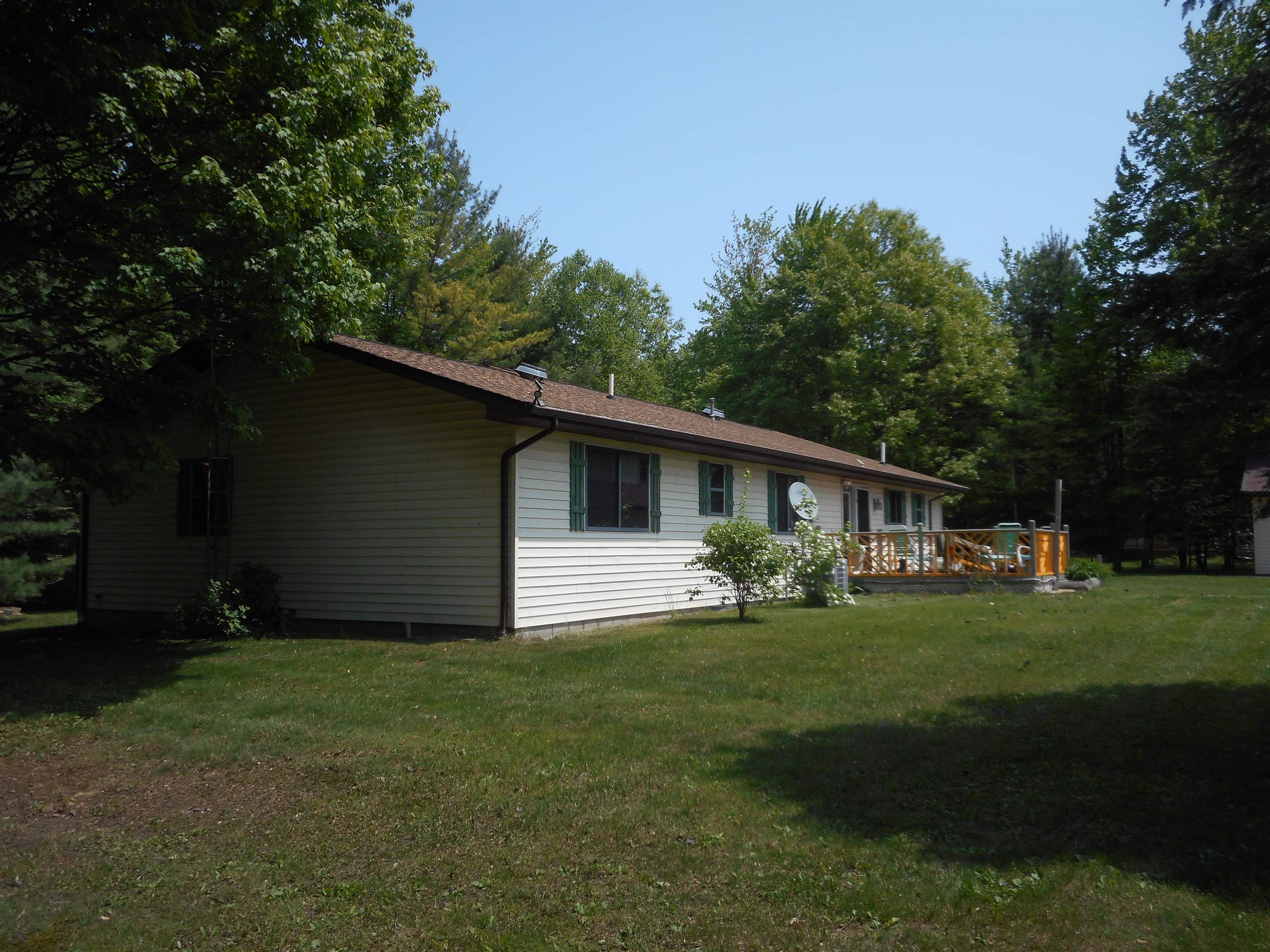 2575 West Huron Road Standish, MI 48658 - Photo 4 of 32