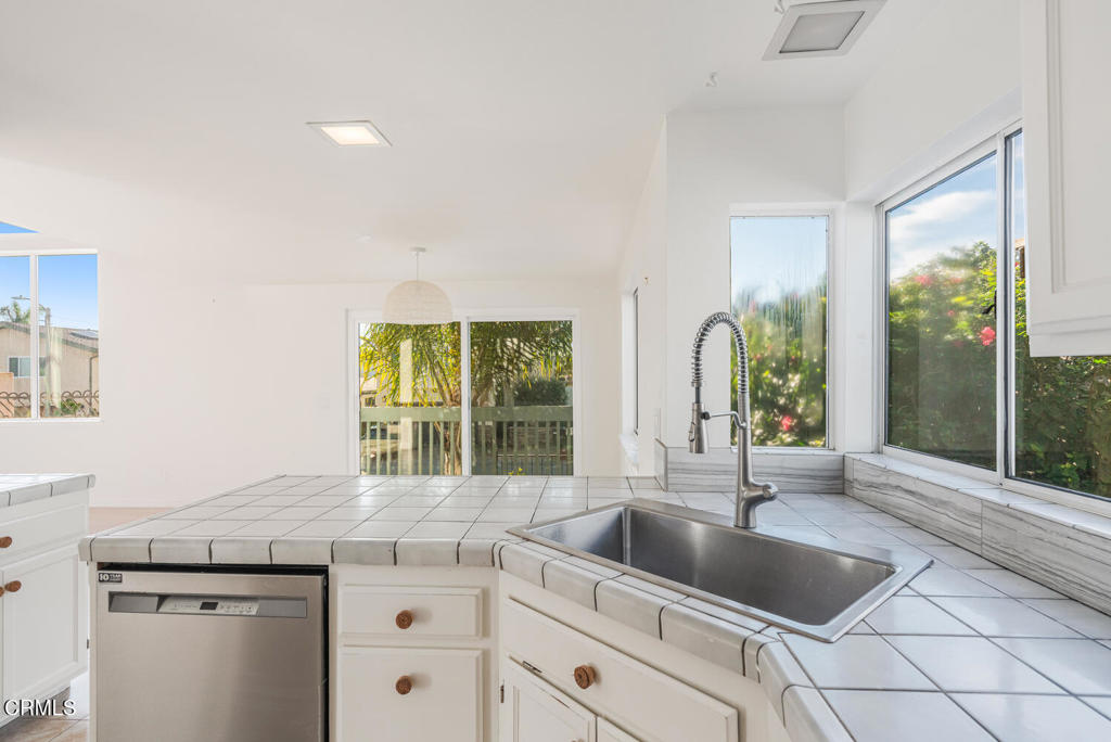 5124 Beachcomber Street Oxnard, CA 93035 - Photo 18 of 42