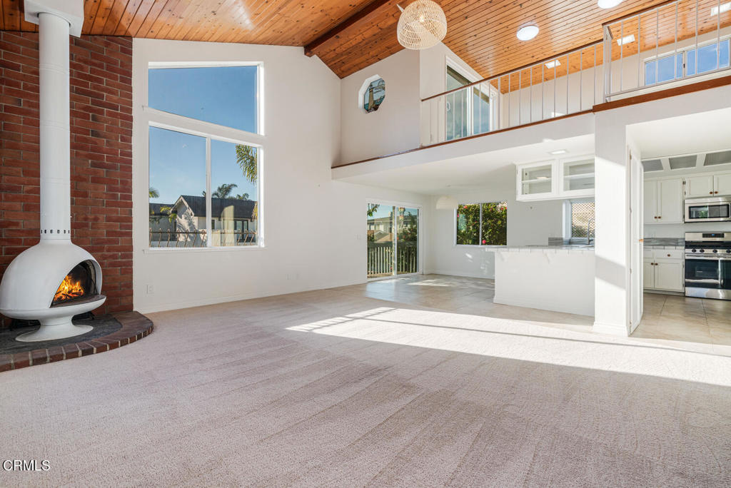 5124 Beachcomber Street Oxnard, CA 93035 - Photo 9 of 42