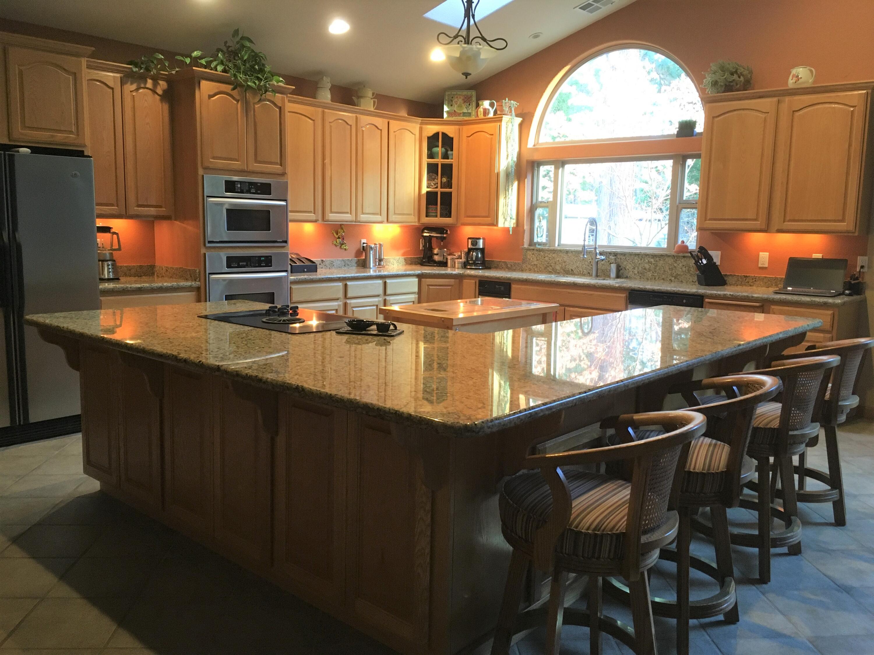 243 Cedar Flat Road Williams, OR 97544 - Photo 9 of 58 Kitchen at dusk