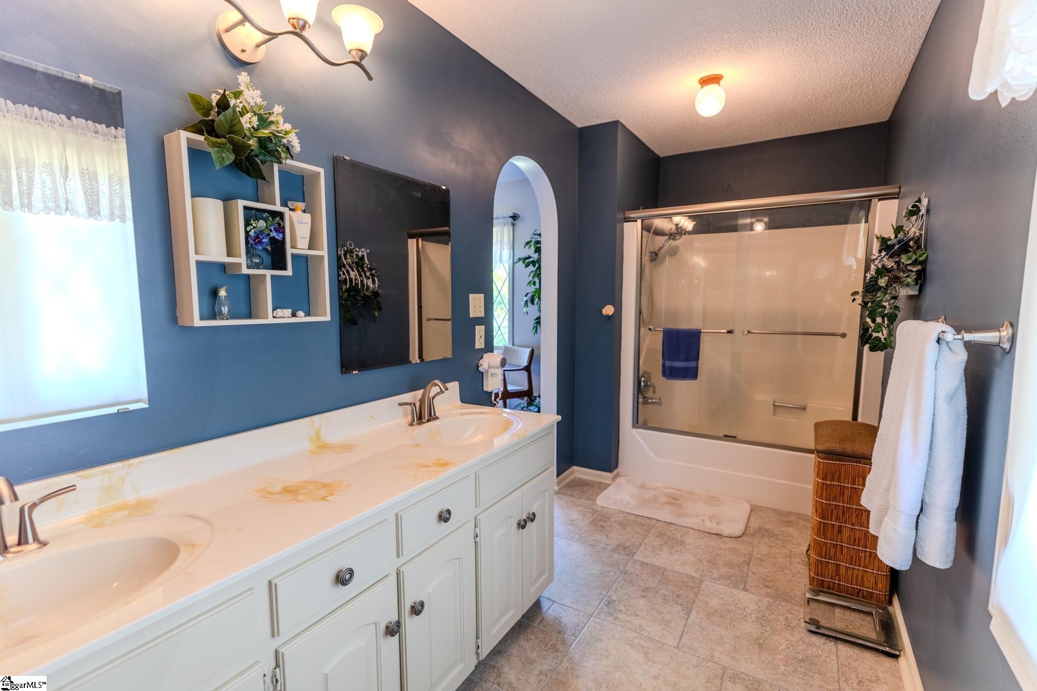 124 Timberlake Circle Inman, SC 29349 - Photo 26 of 38