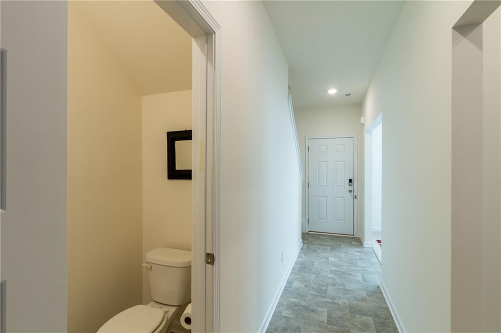 4282 Callum Court Decatur, GA 30034 - Photo 6 of 29 a bathroom with a toilet