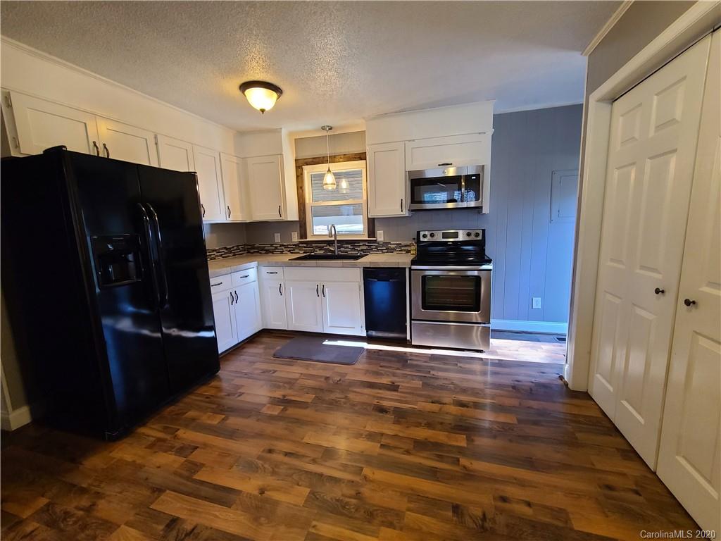534 Ralph Handsel Boulevard Stanley, NC 28164 - Photo 6 of 27 Gallery Image 6