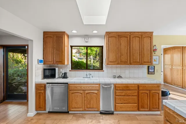 $1,550,000 | 1701 Meek Avenue, Napa, CA 94559