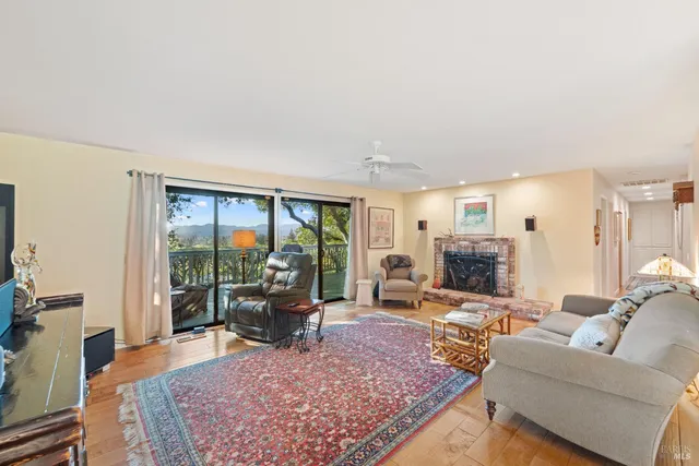 $1,550,000 | 1701 Meek Avenue, Napa, CA 94559