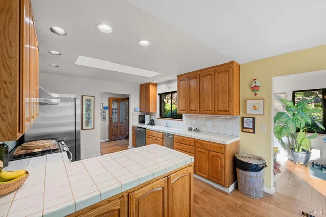 $1,550,000 | 1701 Meek Avenue, Napa, CA 94559