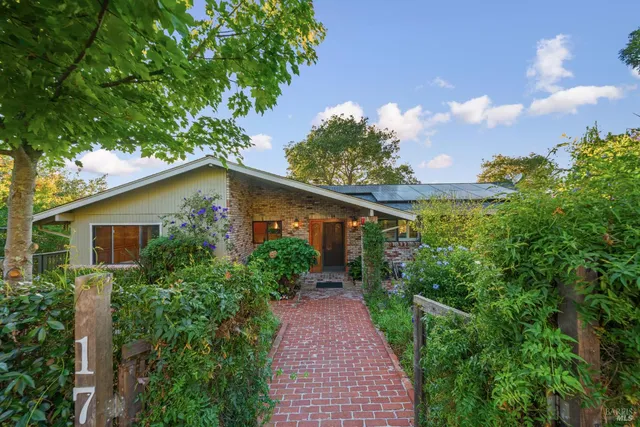 $1,550,000 | 1701 Meek Avenue, Napa, CA 94559