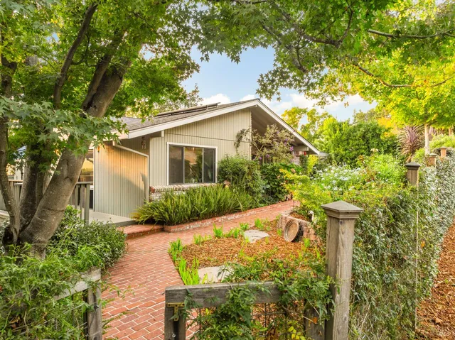 $1,550,000 | 1701 Meek Avenue, Napa, CA 94559