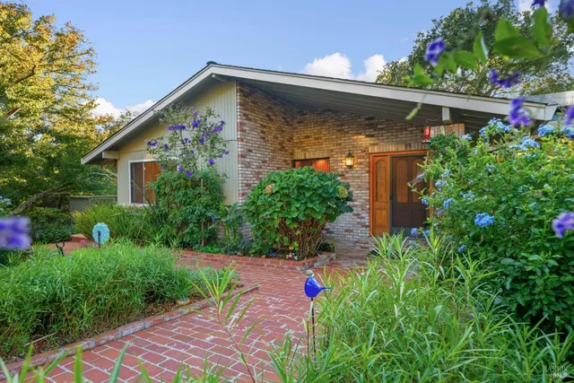 $1,550,000 | 1701 Meek Avenue, Napa, CA 94559