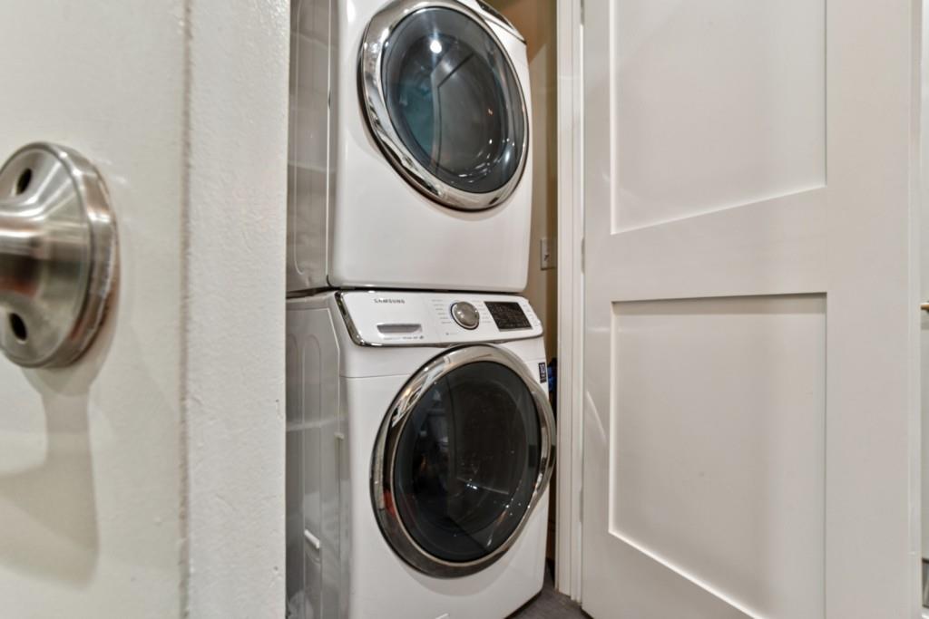 905 Juniper Street Northeast, Unit 403 Atlanta, GA 30309 - Photo 14 of 21 a utility room with dryer and washer