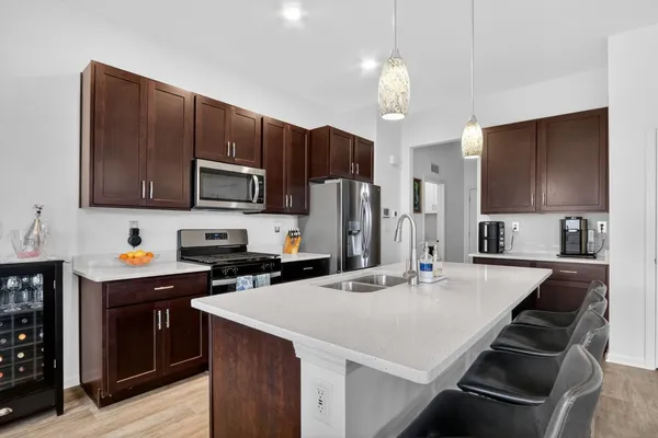 $289,900 | 6403 Maple Glen Drive, Wonder Lake, IL 60097