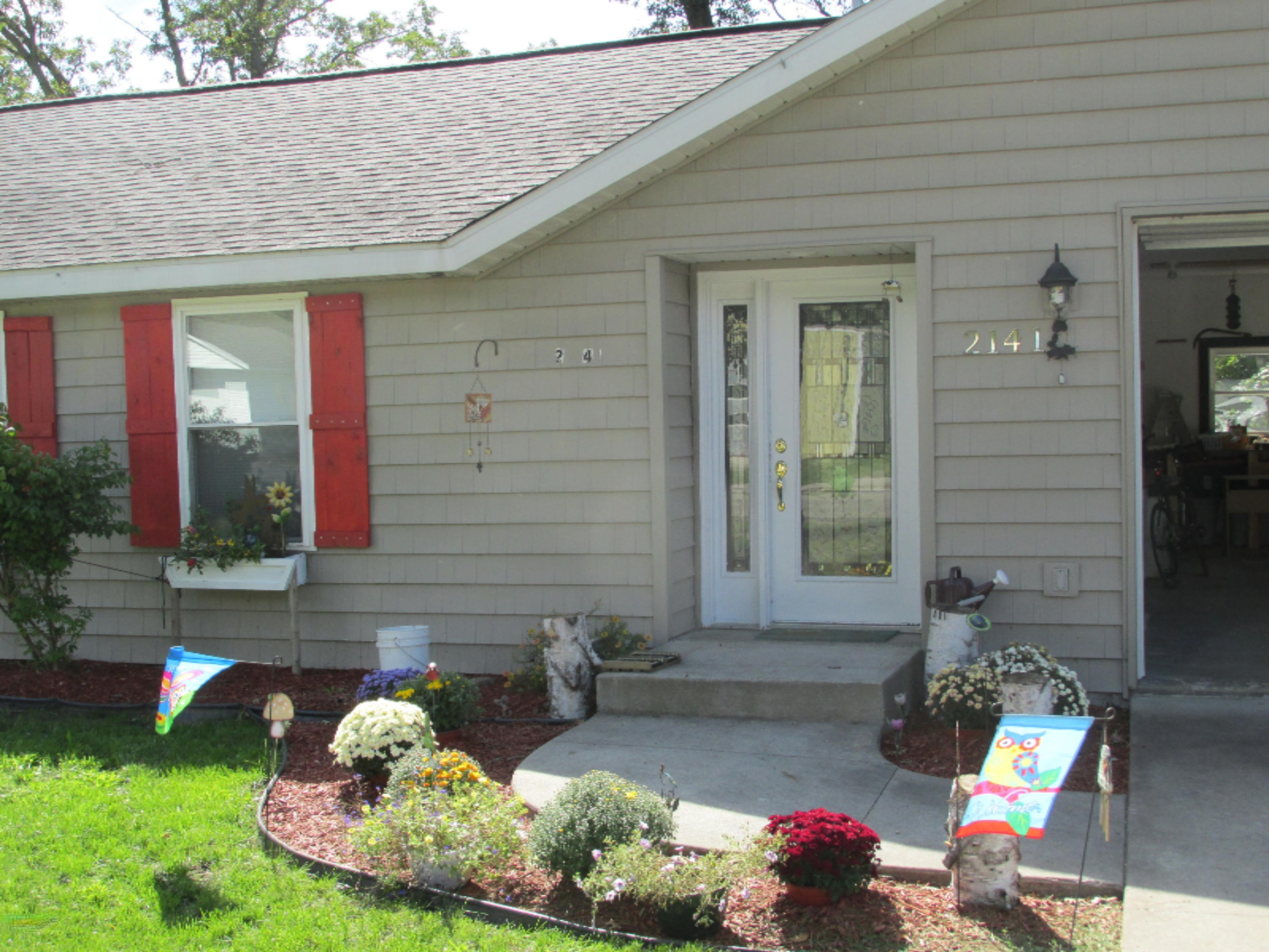 2141 Stronach Road Manistee, MI 49660 - Photo 3 of 41 IMG_1449