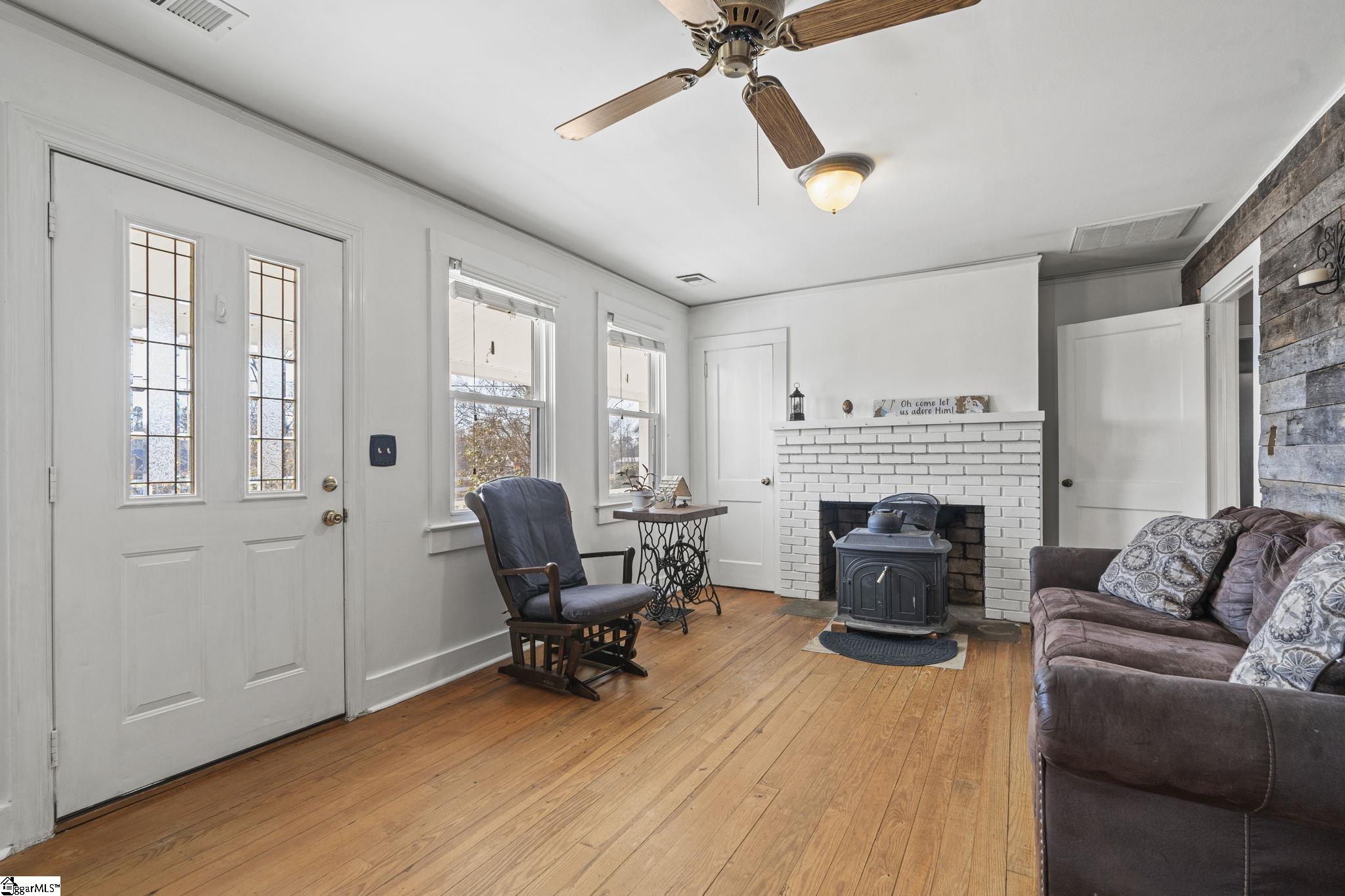 111 Fairview Church Road Fountain Inn, SC 29644 - Photo 12 of 45