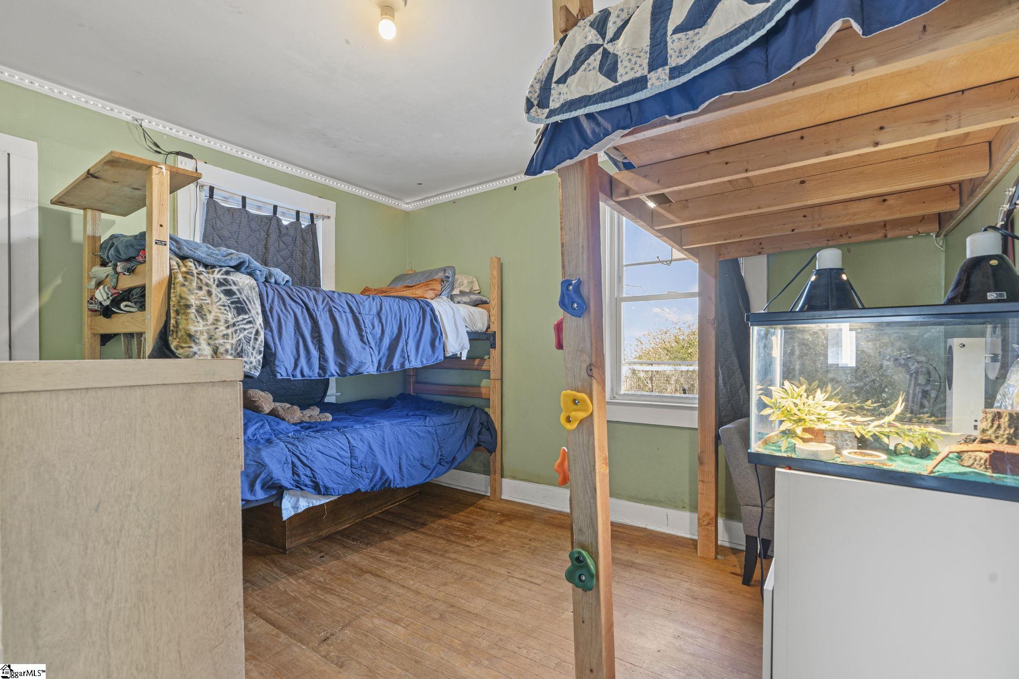 111 Fairview Church Road Fountain Inn, SC 29644 - Photo 17 of 45