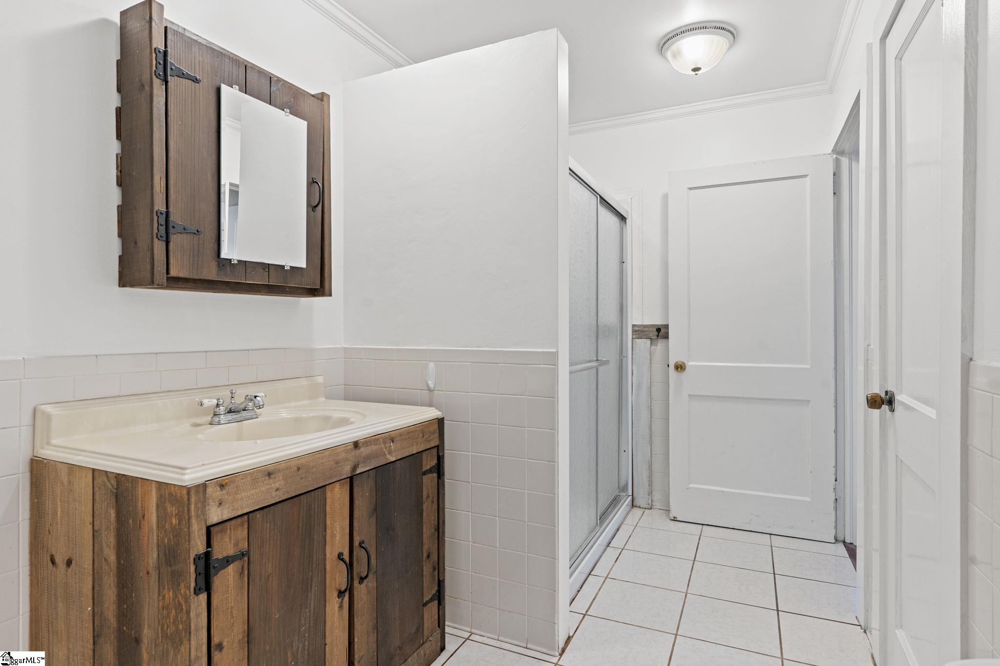 111 Fairview Church Road Fountain Inn, SC 29644 - Photo 19 of 45