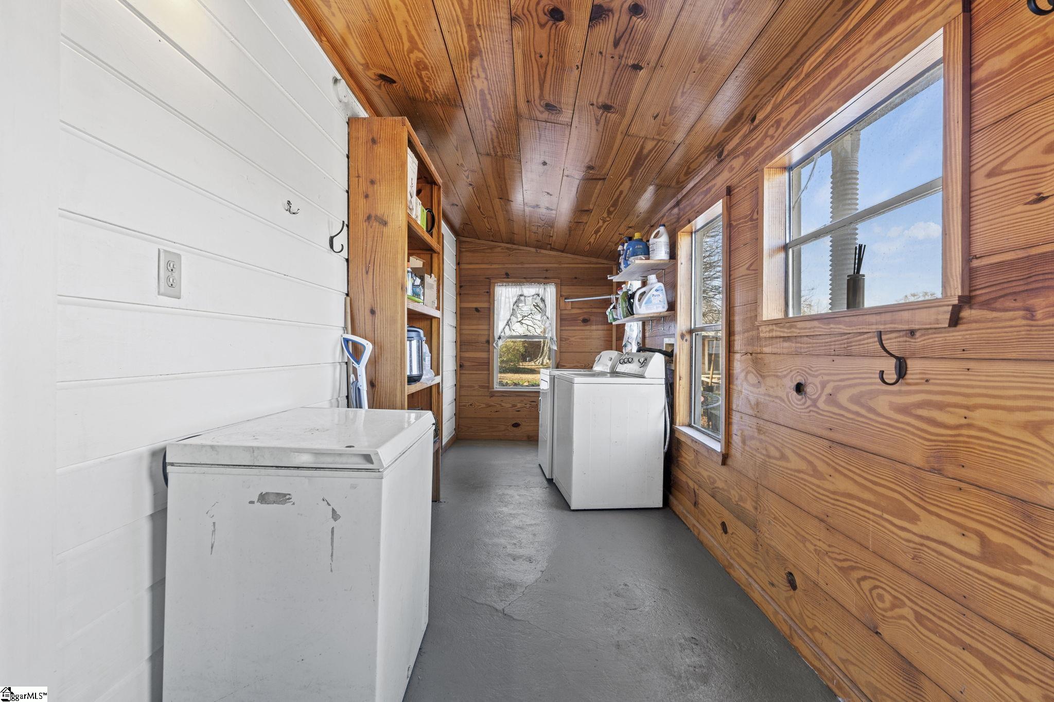 111 Fairview Church Road Fountain Inn, SC 29644 - Photo 30 of 45