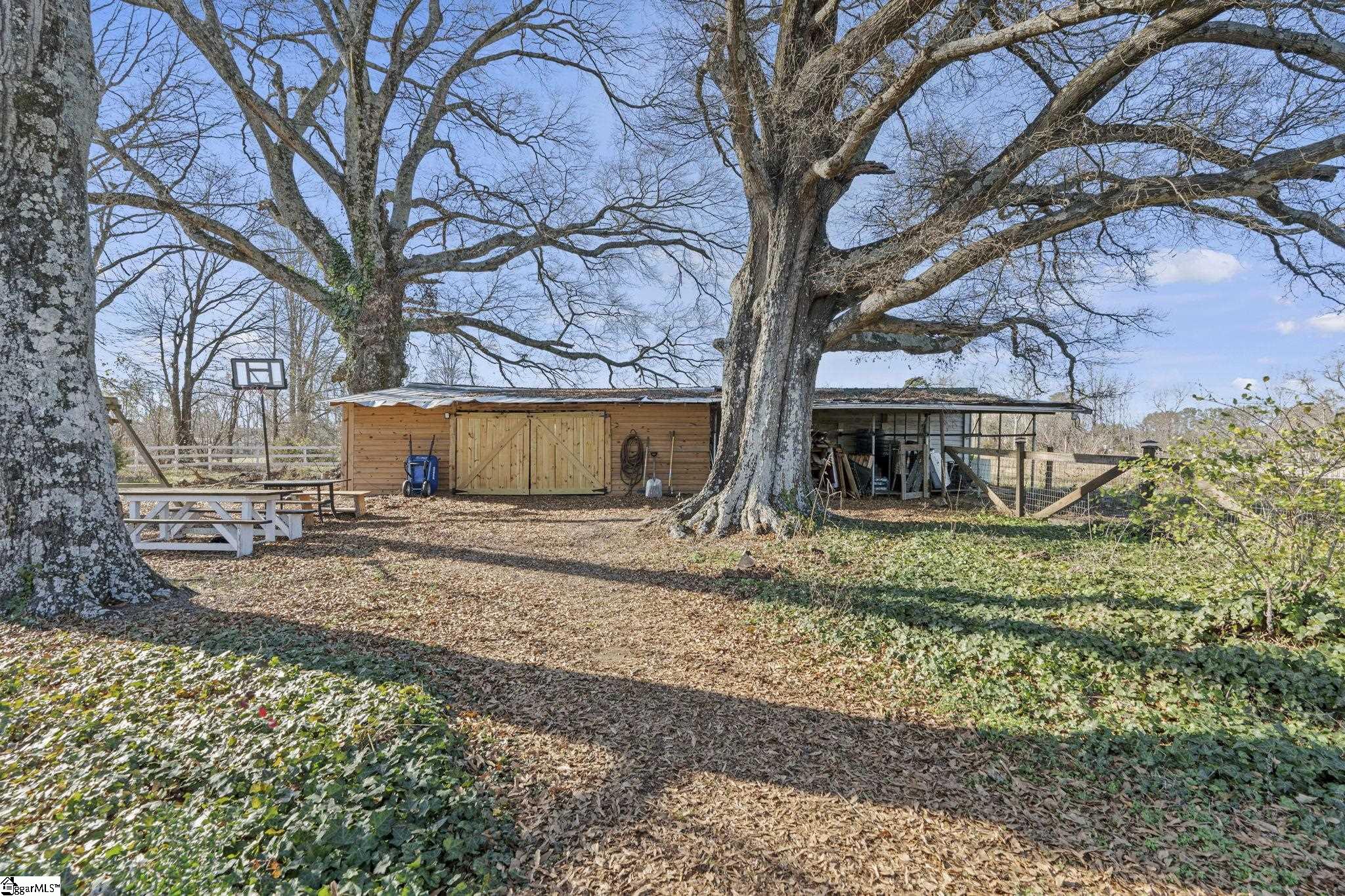 111 Fairview Church Road Fountain Inn, SC 29644 - Photo 32 of 45