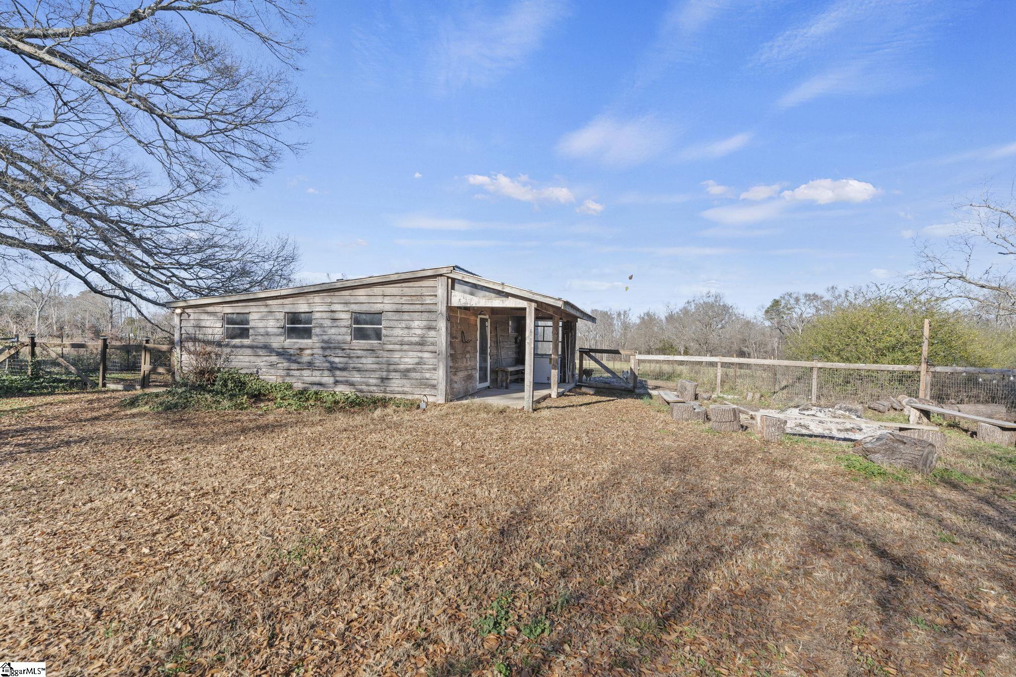 111 Fairview Church Road Fountain Inn, SC 29644 - Photo 33 of 45