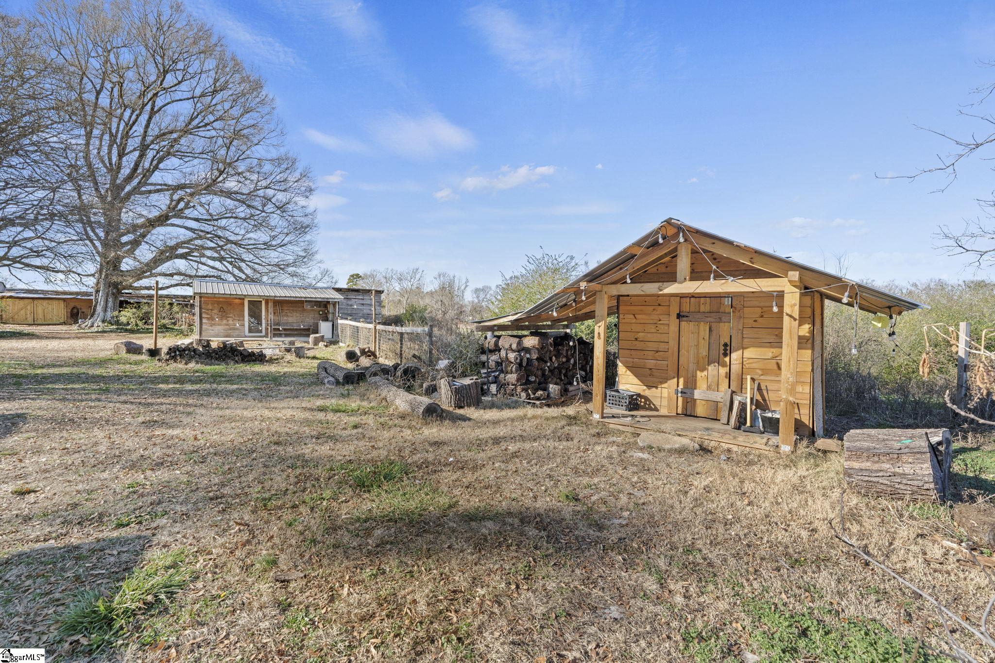 111 Fairview Church Road Fountain Inn, SC 29644 - Photo 38 of 45