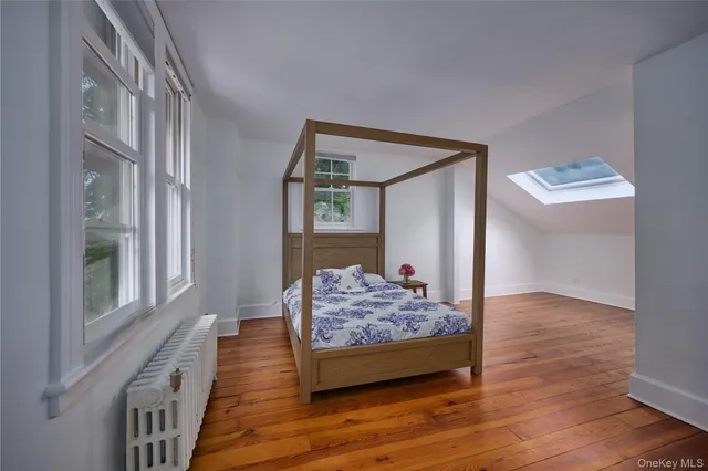 $1,225,000 | 93 Circuit Road, Tuxedo Park, NY 10987