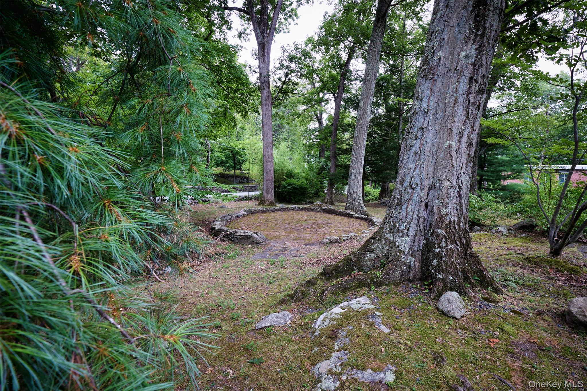93 Circuit Road Tuxedo Park, NY 10987 - Photo 34 of 34 View of yard
