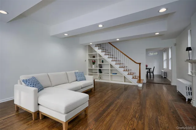 $1,225,000 | 93 Circuit Road, Tuxedo Park, NY 10987