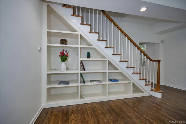 $1,225,000 | 93 Circuit Road, Tuxedo Park, NY 10987