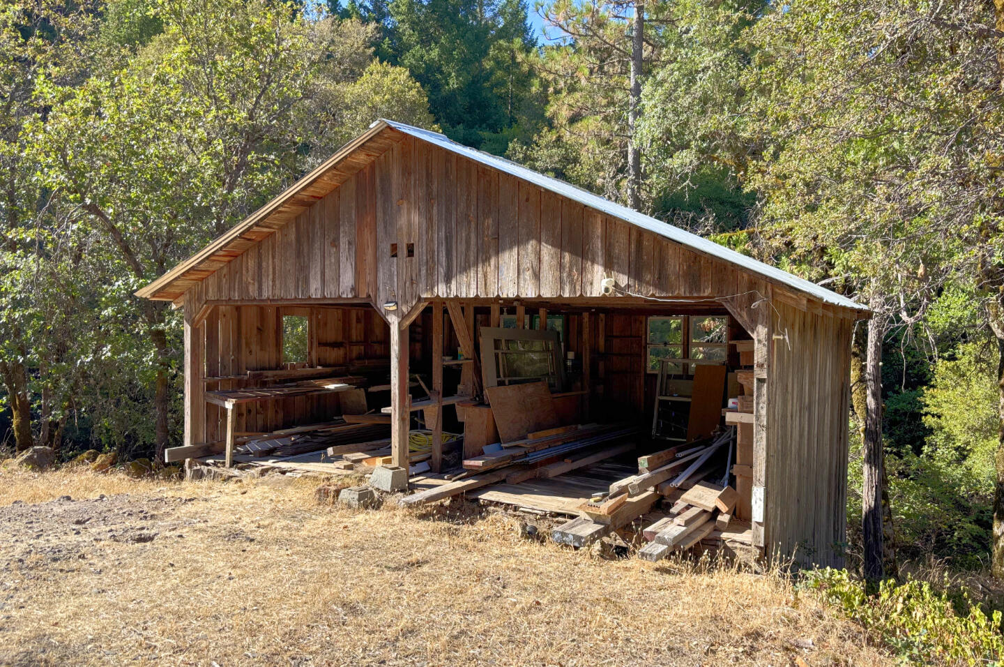30183 Oak Run To Fern Road Whitmore, CA 96096 - Photo 17 of 37 Open-air garage