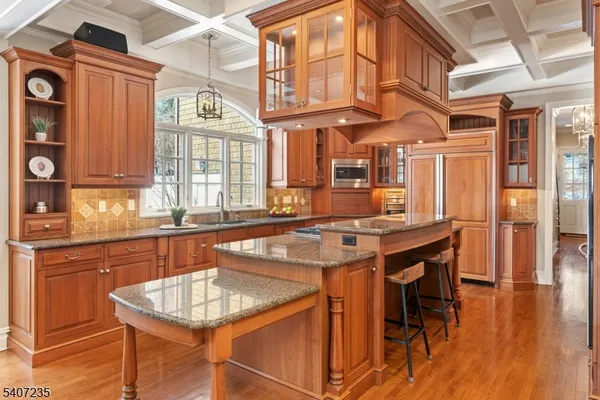 $3,200,000 | 48 Wisteria Way, Bernards, NJ 07920