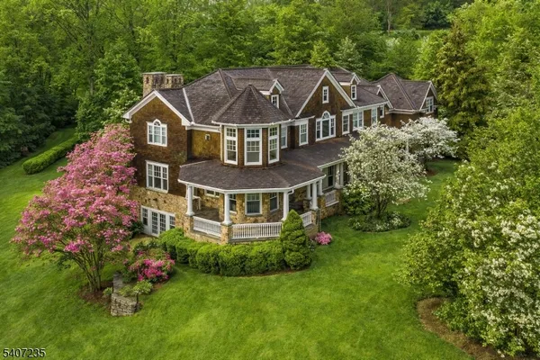 $3,200,000 | 48 Wisteria Way, Bernards, NJ 07920