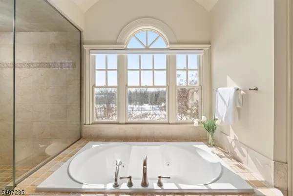 $3,200,000 | 48 Wisteria Way, Bernards, NJ 07920