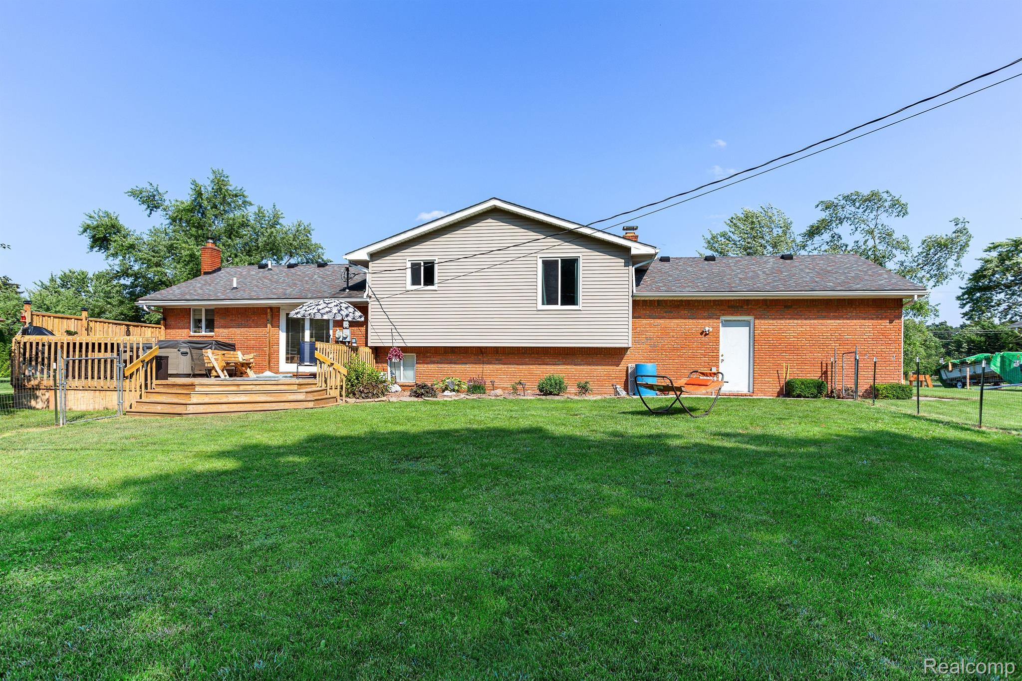 1233 North Raisinville Road Monroe, MI 48162 - Photo 5 of 49 Gallery Image 5