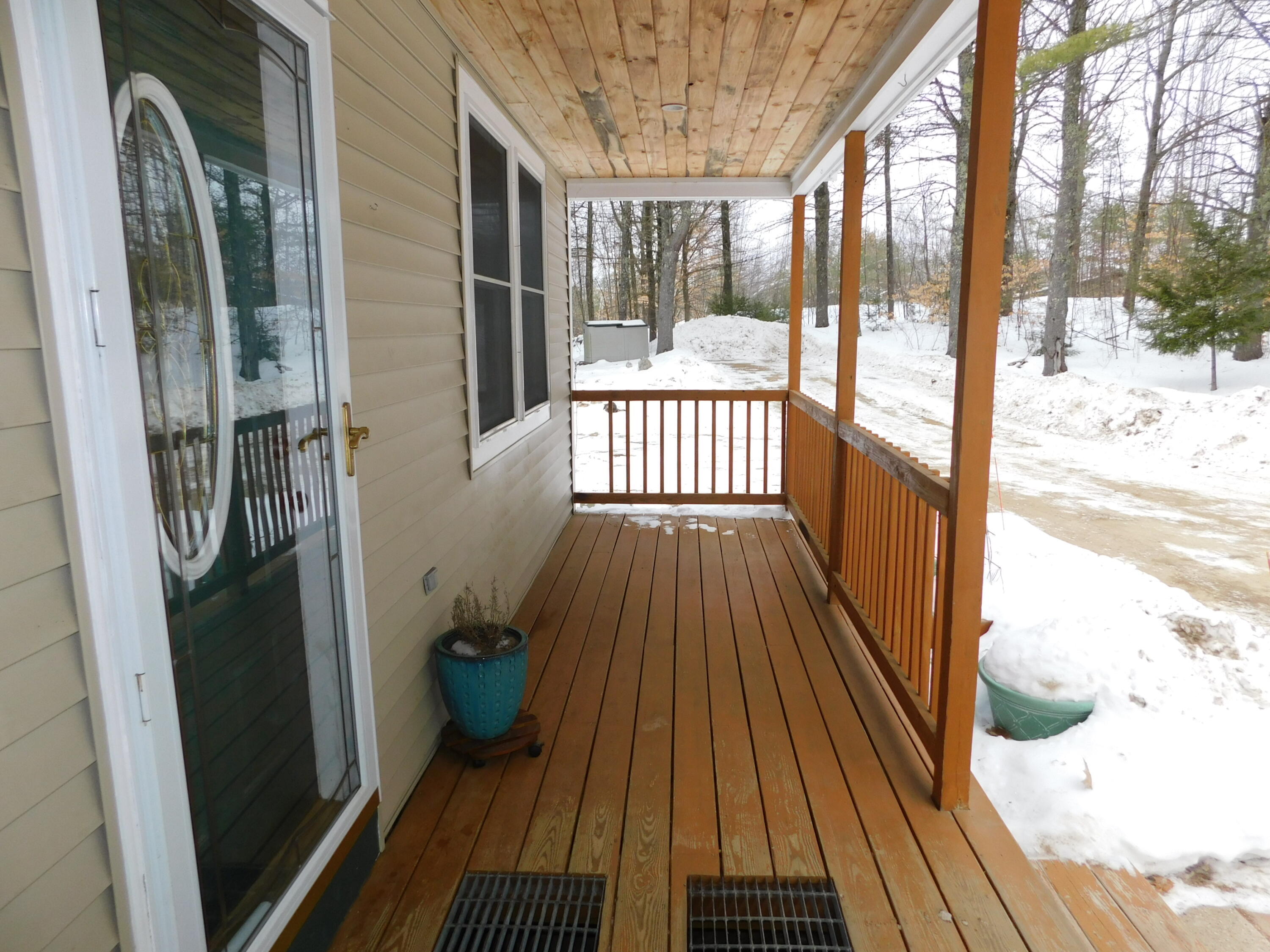 197 Hussey Road Parsonsfield, ME 04047 - Photo 6 of 39 Porch 2