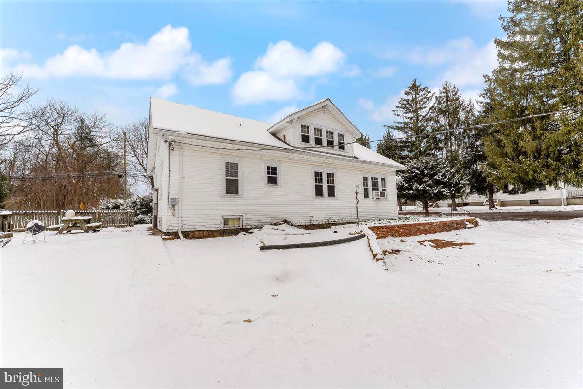 1752 Bethel Road Garnet Valley, PA 19060 - Photo 29 of 34 Rear Exterior & Rear yard