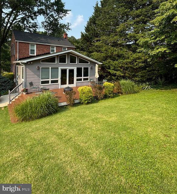 1004 Dennis Avenue Silver Spring, MD 20901 - Photo 3 of 5 Yard with shaded and full sun areas