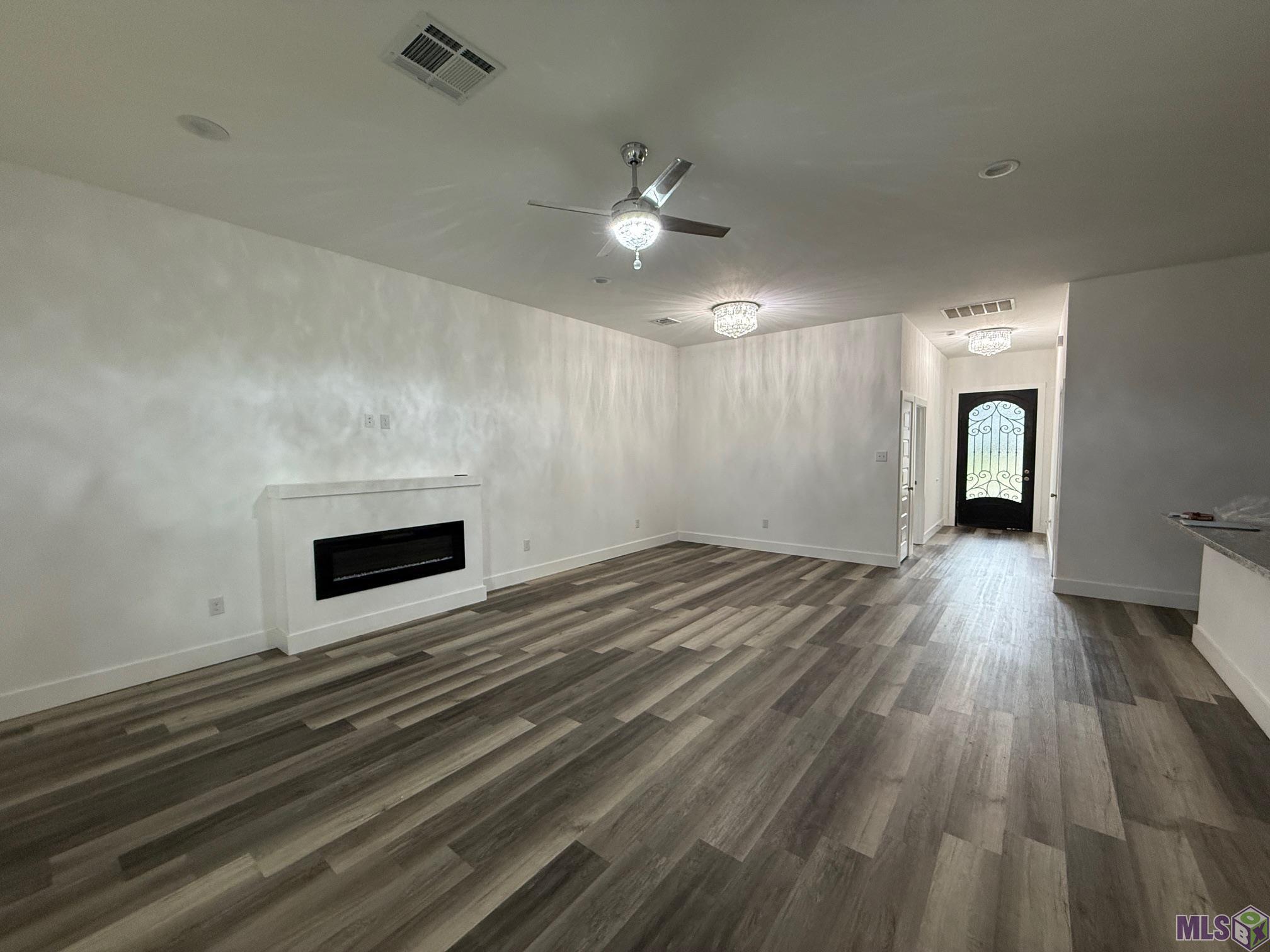 23318 Fairway Gardens Springfield, LA 70462 - Photo 5 of 13