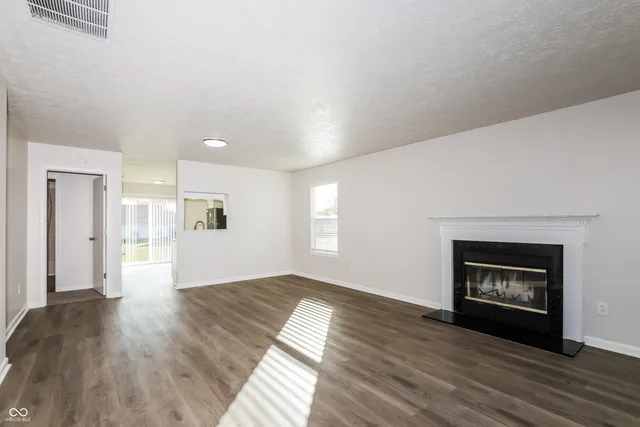 $1,920 | 11115 Dura Drive, Indianapolis, IN 46229