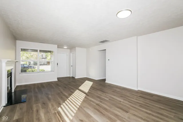 $1,920 | 11115 Dura Drive, Indianapolis, IN 46229