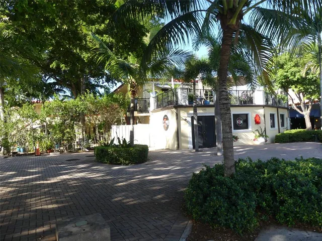 $2,950,000 | 2300 Northeast 6th Avenue, Wilton Manors, FL 33305