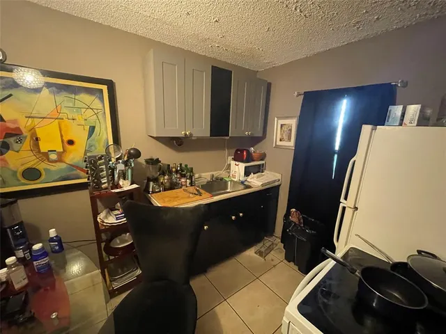 $2,950,000 | 2300 Northeast 6th Avenue, Wilton Manors, FL 33305