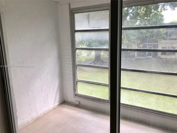 $1,600 | 5530 North Lakewood Circle, Unit 722, Margate, FL 33063