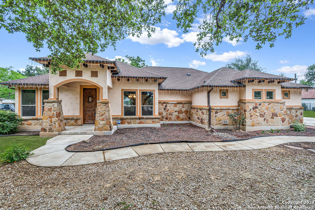 203 County Road 6871 East