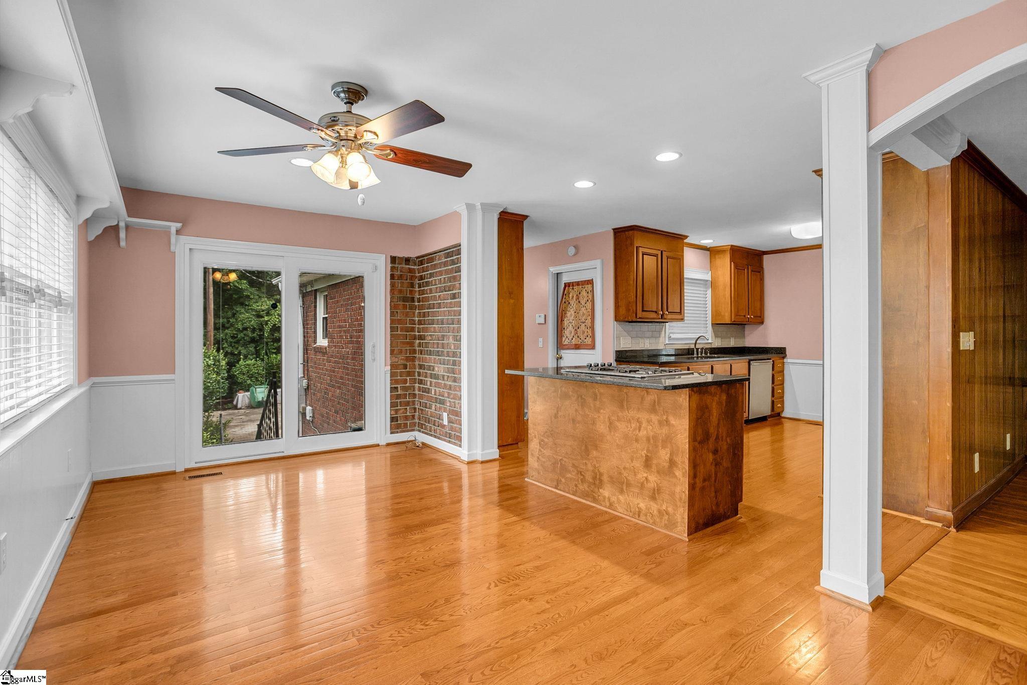 204 Montclair Road Greer, SC 29651 - Photo 17 of 43