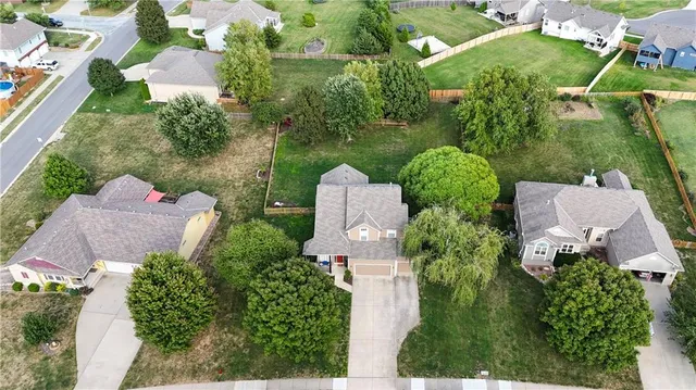 $485,000 | 8477 Timber Trails Drive, De Soto, KS 66018