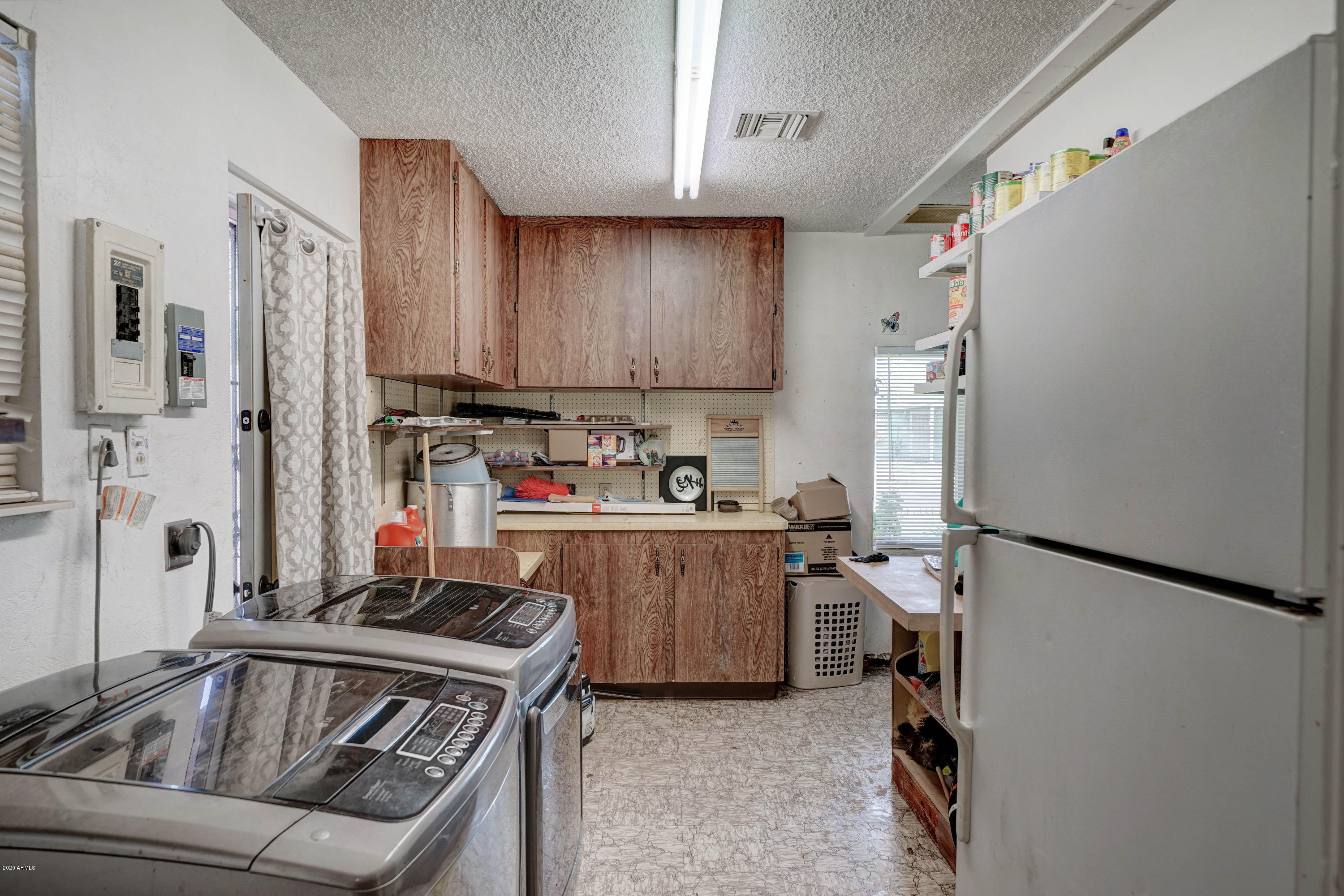 6163 West Cheery Lynn Road Phoenix, AZ 85033 - Photo 21 of 32 6163 W Cheery Lynn Rd-22