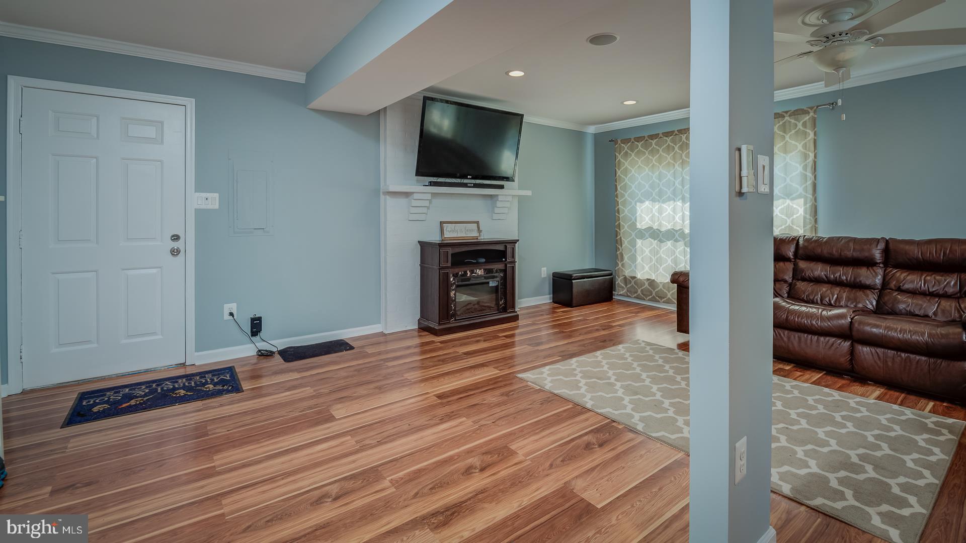8960 Rolling Road Manassas, VA 20110 - Photo 33 of 41